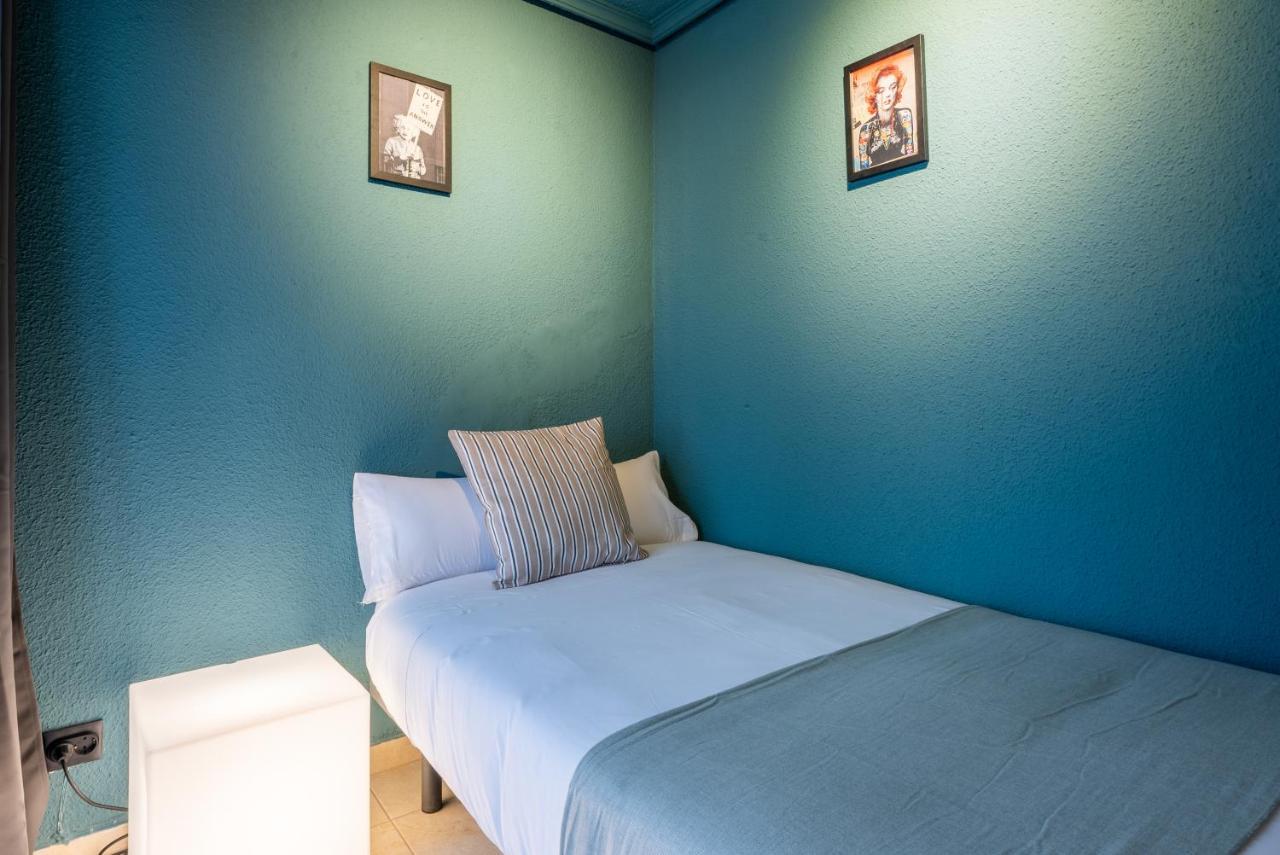 Ideal Hostel มาดริด ภายนอก รูปภาพ