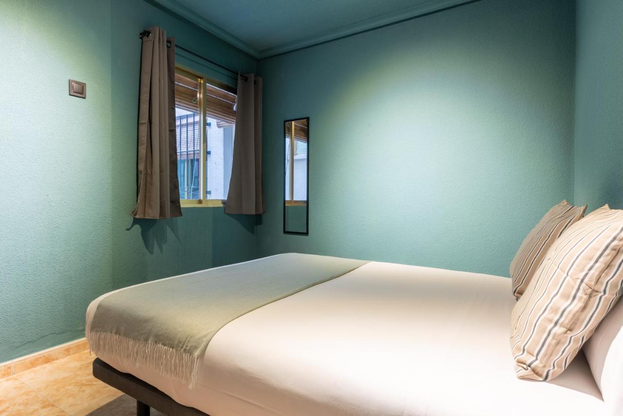 Ideal Hostel มาดริด ภายนอก รูปภาพ