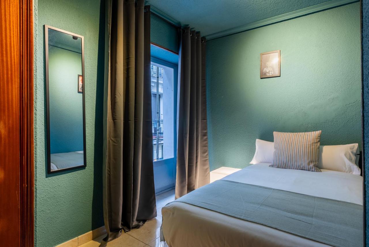 Ideal Hostel มาดริด ภายนอก รูปภาพ