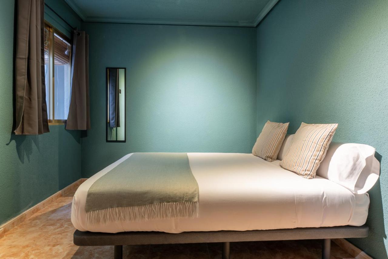 Ideal Hostel มาดริด ภายนอก รูปภาพ